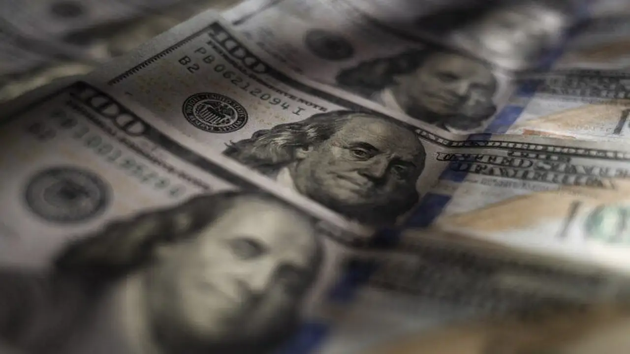 سعر الدولار مقابل الجنيه المصري يواصل التحركات في البنوك هذا الأسبوع